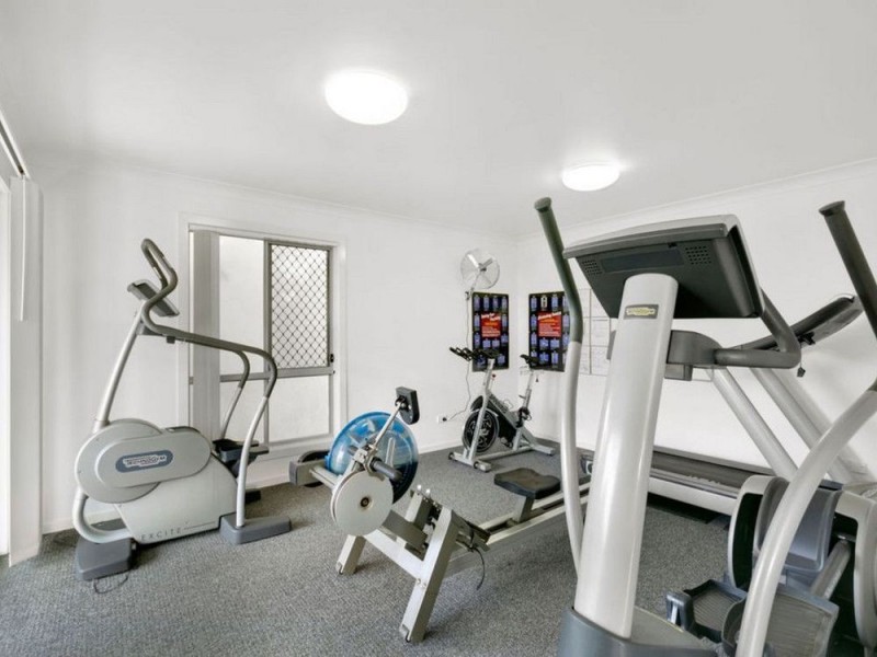 unit 7 1 McAuley Parade, Pacific Pines QLD 4211