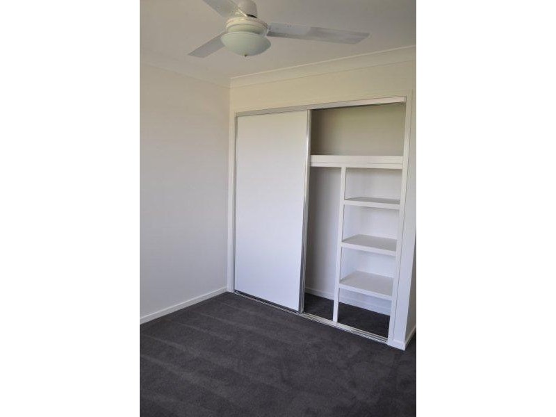 2/19 Platinum Place, Oxley QLD 4075