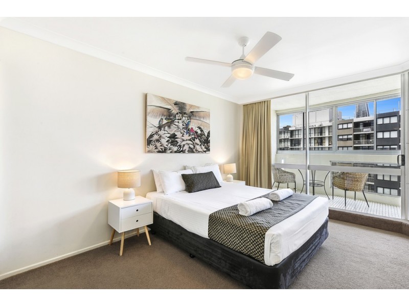47/114 The Esplanade, Surfers Paradise QLD 4217