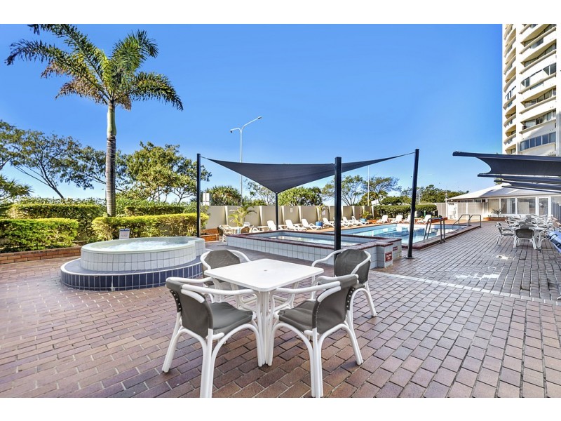 47/114 The Esplanade, Surfers Paradise QLD 4217