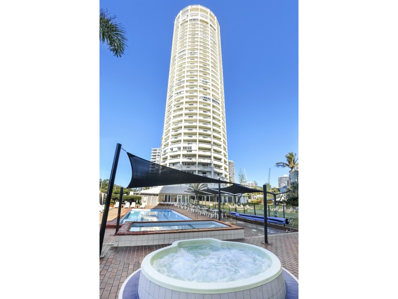 47/114 The Esplanade, Surfers Paradise QLD 4217