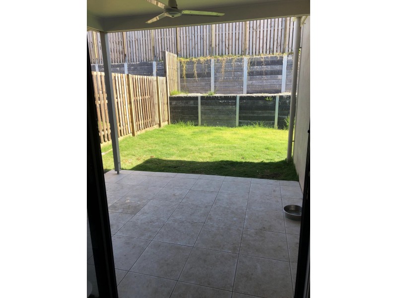 73 Bloom Ave, Coomera QLD 4209