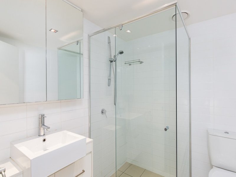 612/23 Parkland Street, Nundah QLD 4012