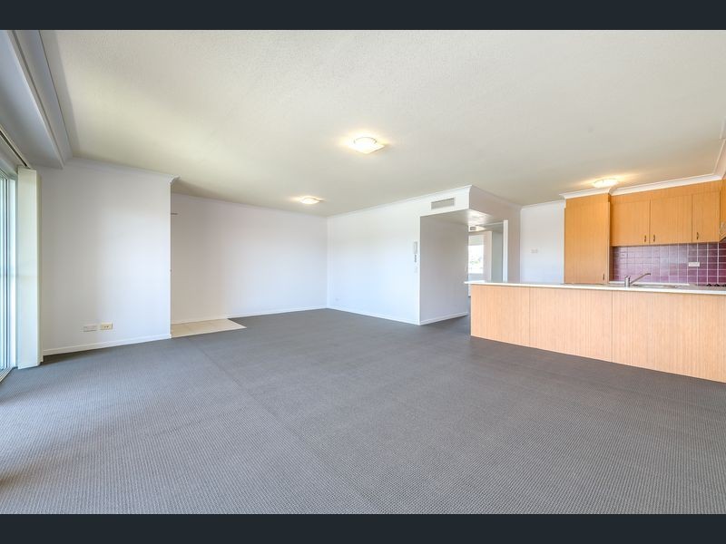 808/33 Clark Street, Biggera Waters QLD 4216