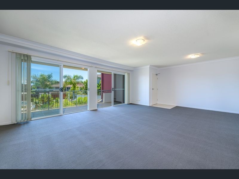 808/33 Clark Street, Biggera Waters QLD 4216