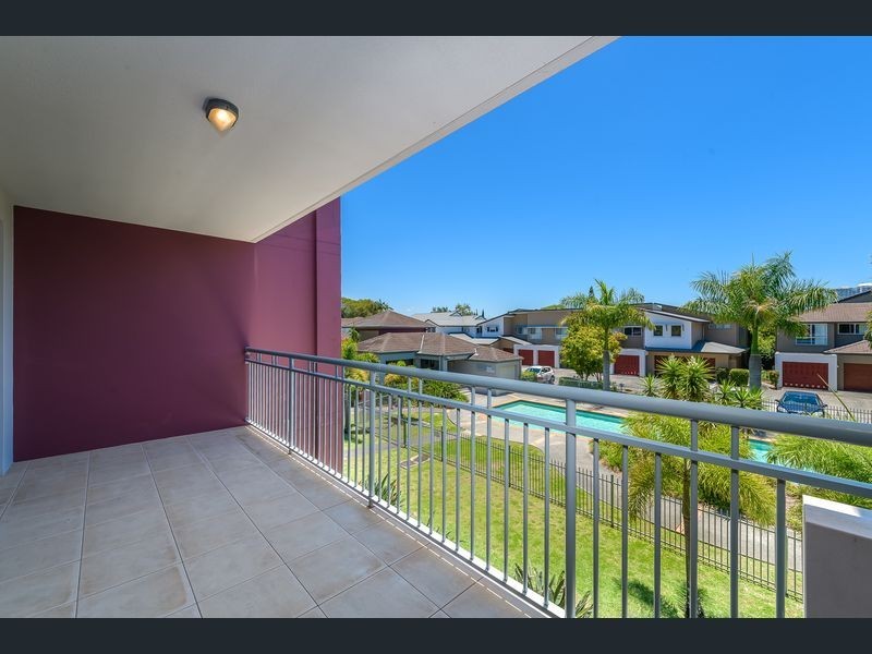 808/33 Clark Street, Biggera Waters QLD 4216