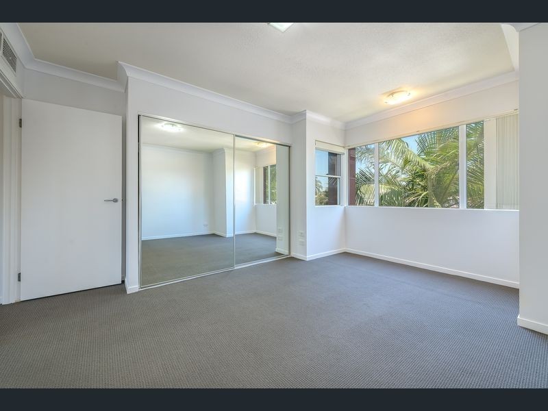 808/33 Clark Street, Biggera Waters QLD 4216