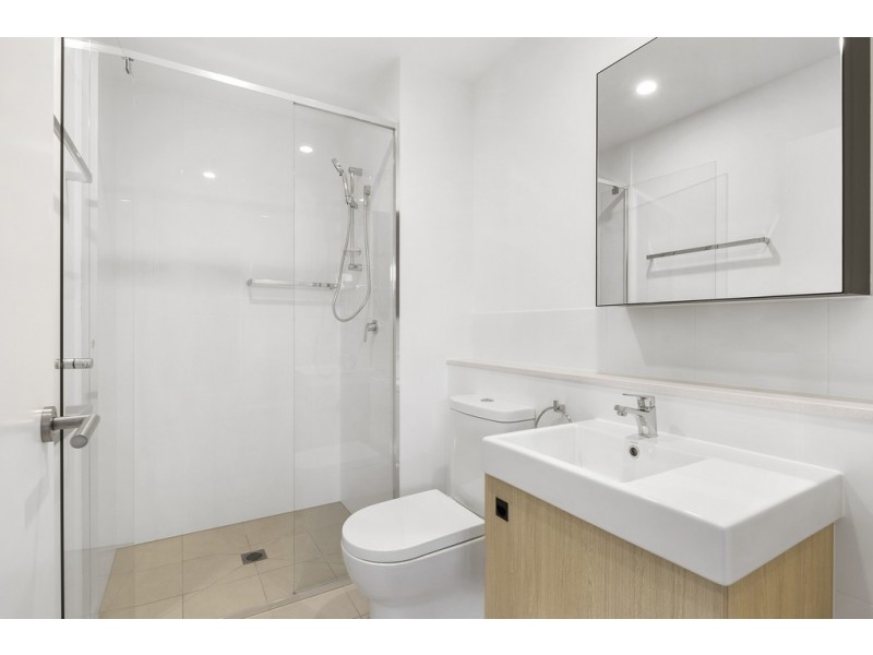 24 STRATTON ST “Level 18″, Newstead QLD 4006