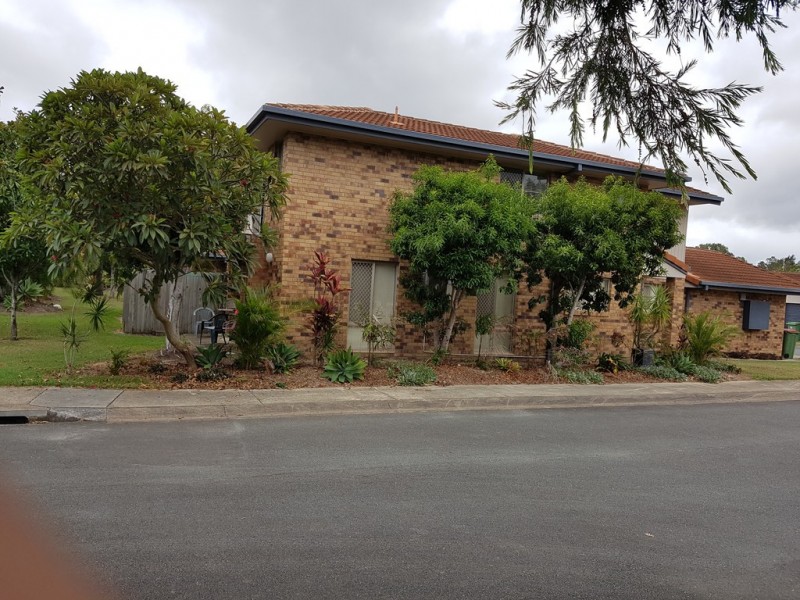 townhouse@11 Waterford, Bundall QLD 4217