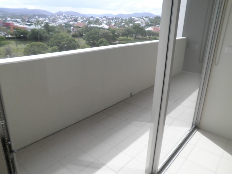7EL8 / 7 Parkland Boulevard, Brisbane City QLD 4000