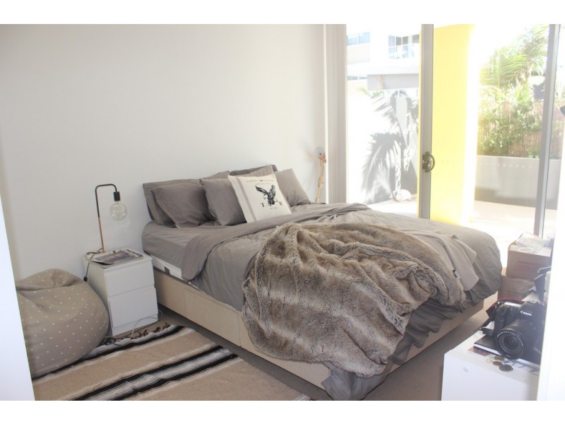 112/33 Lakefront Cres, Varsity Lakes QLD 4227