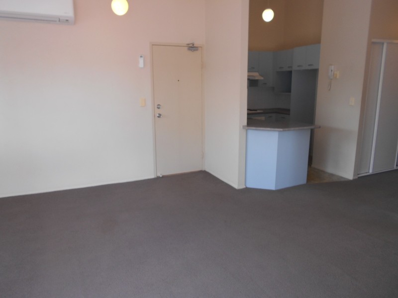 77 Sherwood Road, Toowong QLD 4066