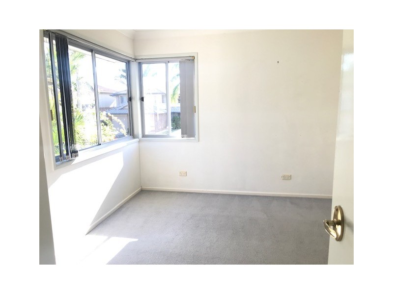 77 Nursery Avenue, Runcorn QLD 4113