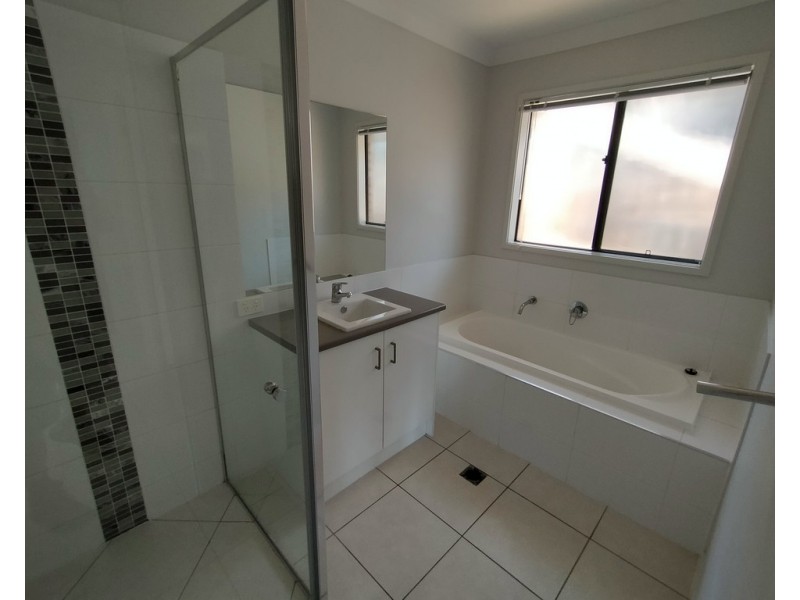 20 Pyrite St, Pimpama QLD 4209