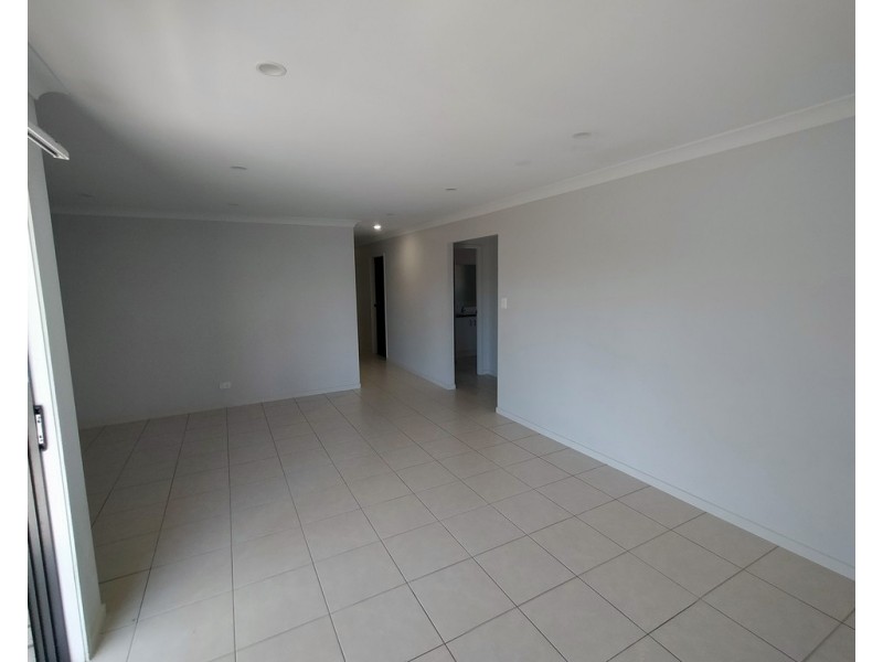 20 Pyrite St, Pimpama QLD 4209