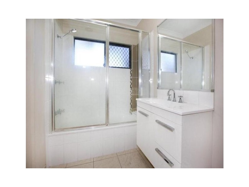 26 Green Tee Terrace, Kirwan QLD 4817