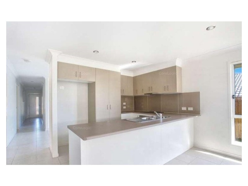 16 Freya Street, Brassall QLD 4305