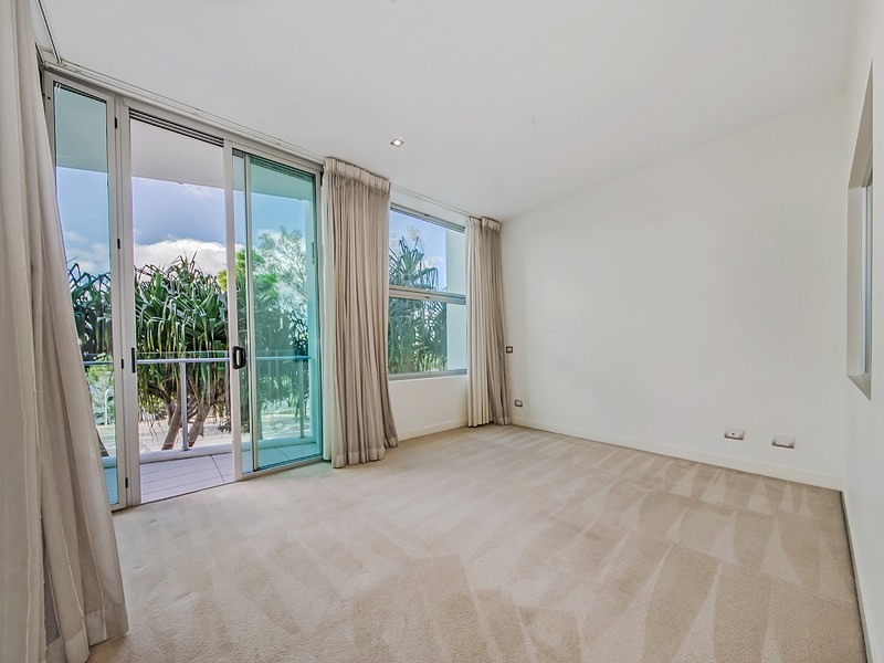 205 Coronation Drive, Milton QLD 4064