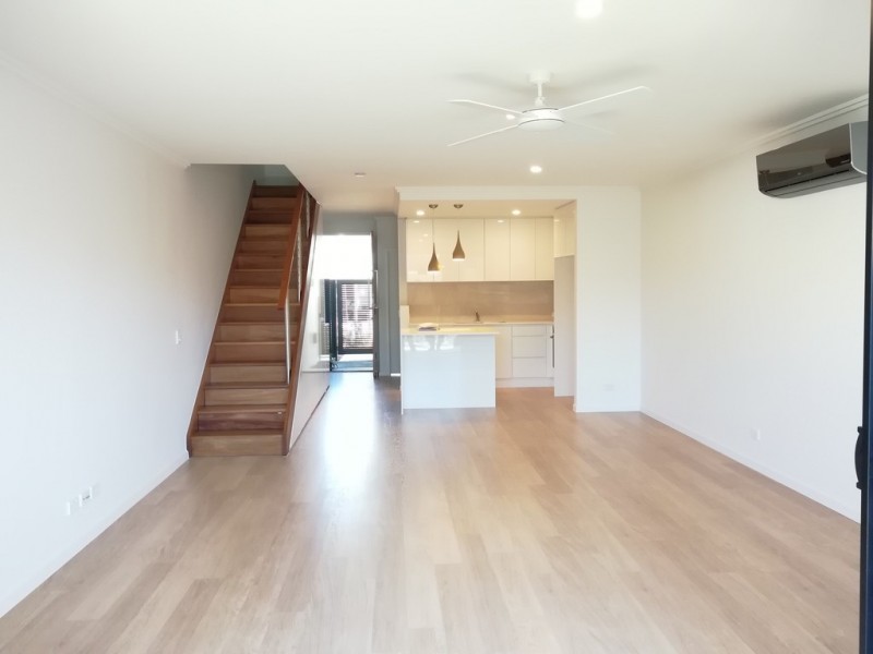 35 Manhattan Avenue, Robina QLD 4226