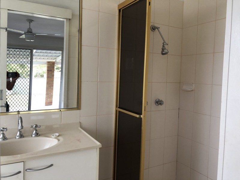 8 Dante Ct, Arundel QLD 4214