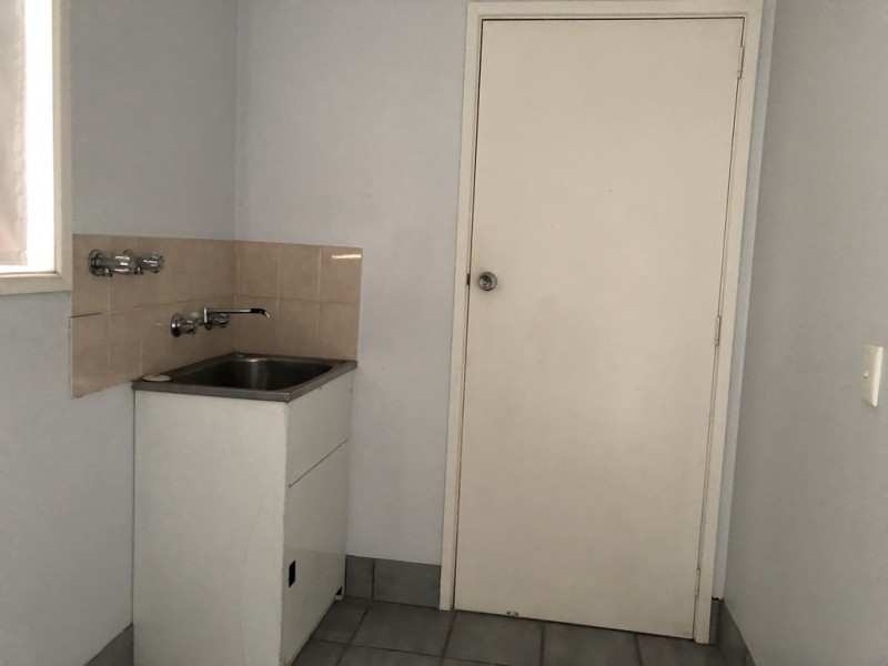 8 Dante Ct, Arundel QLD 4214