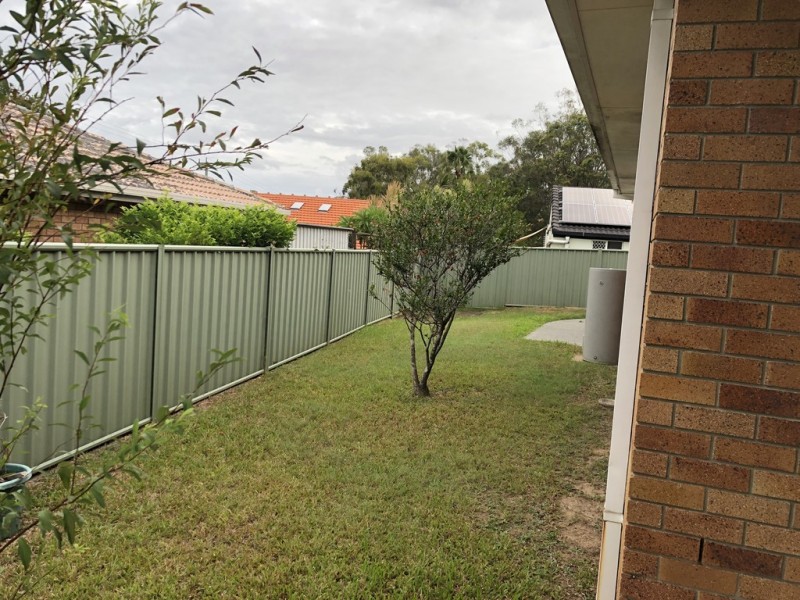 8 Dante Ct, Arundel QLD 4214