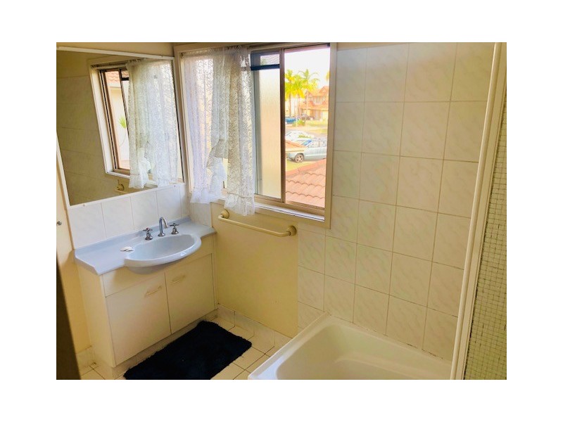 47/21 Usher Avenue, Labrador QLD 4215