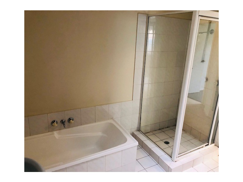 90/170 Central st, Labrador QLD 4215
