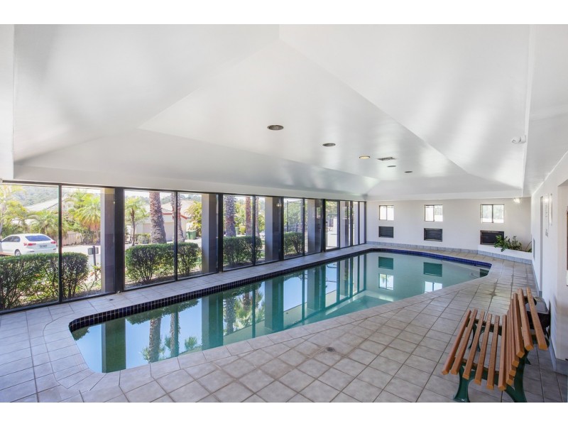 2/15 Fortuna Place, Parkwood QLD 4214