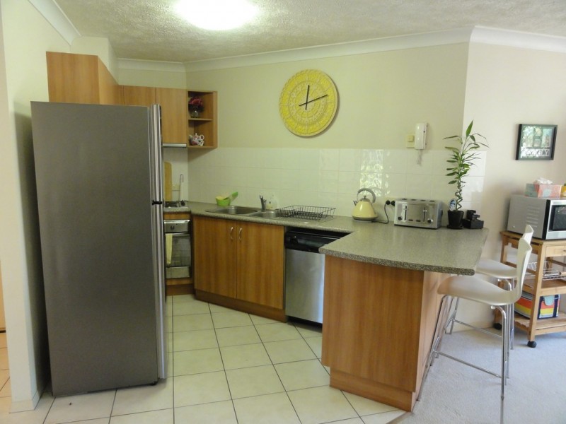 4/8 Whitby Street, Southport QLD 4215