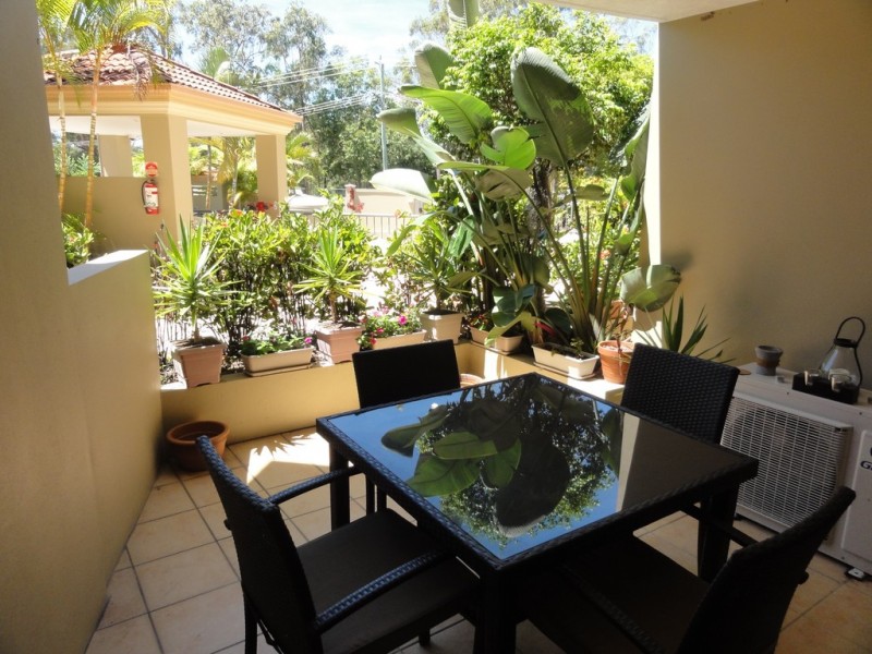 4/8 Whitby Street, Southport QLD 4215