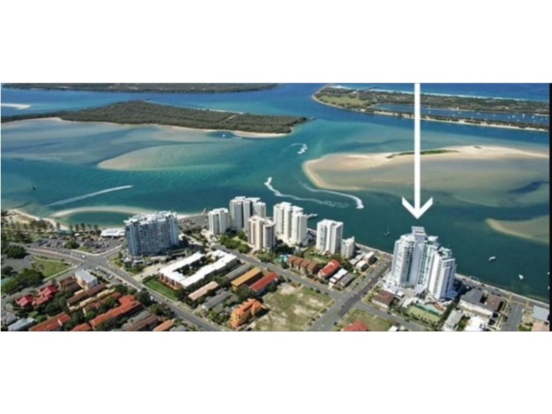 300 Marine Parade, Labrador QLD 4215