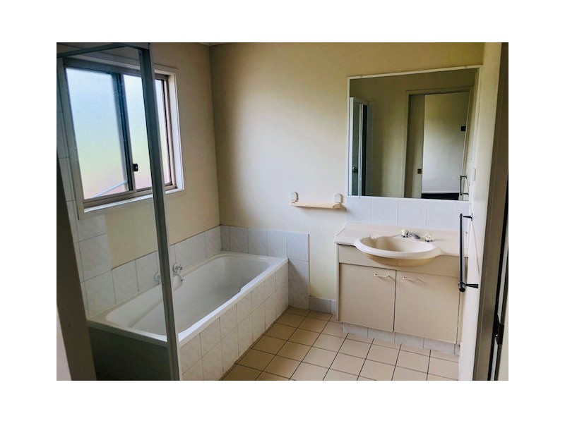 125/170 Central st, Labrador QLD 4215