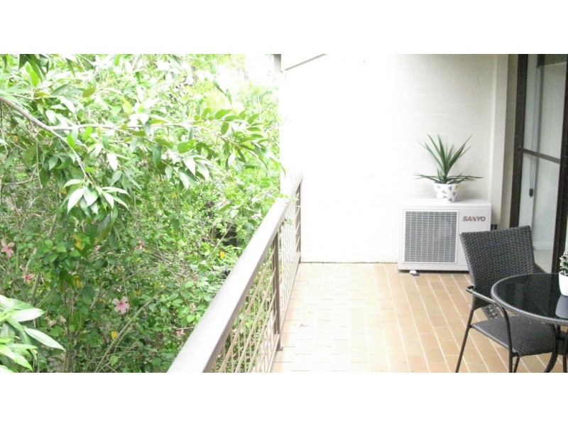 111 Markeri Street, Mermaid Waters QLD 4218