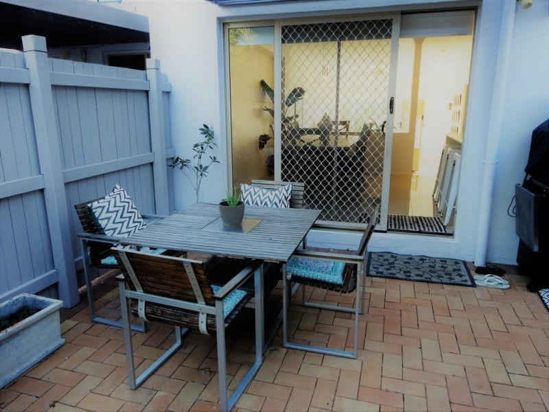 119 Coutts Street, Bulimba QLD 4171