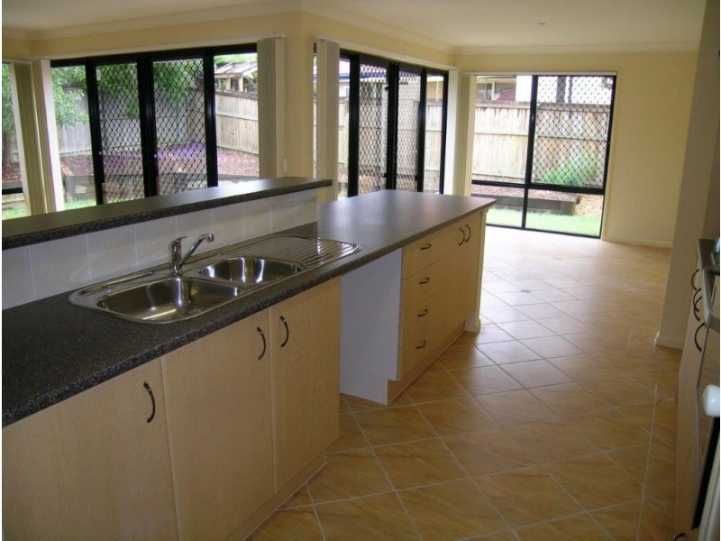 23 Dulwich Place, Forest Lake QLD 4078
