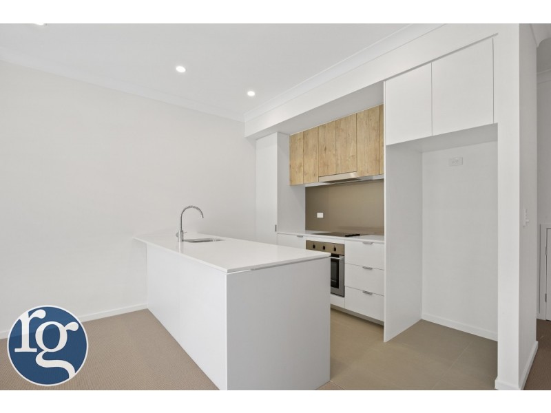 11/3400 Panorama Drive, Carrara QLD 4211