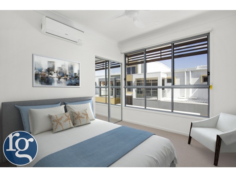 11/3400 Panorama Drive, Carrara QLD 4211