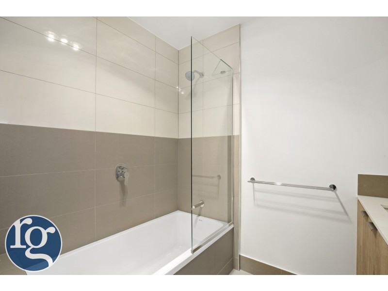 11/3400 Panorama Drive, Carrara QLD 4211