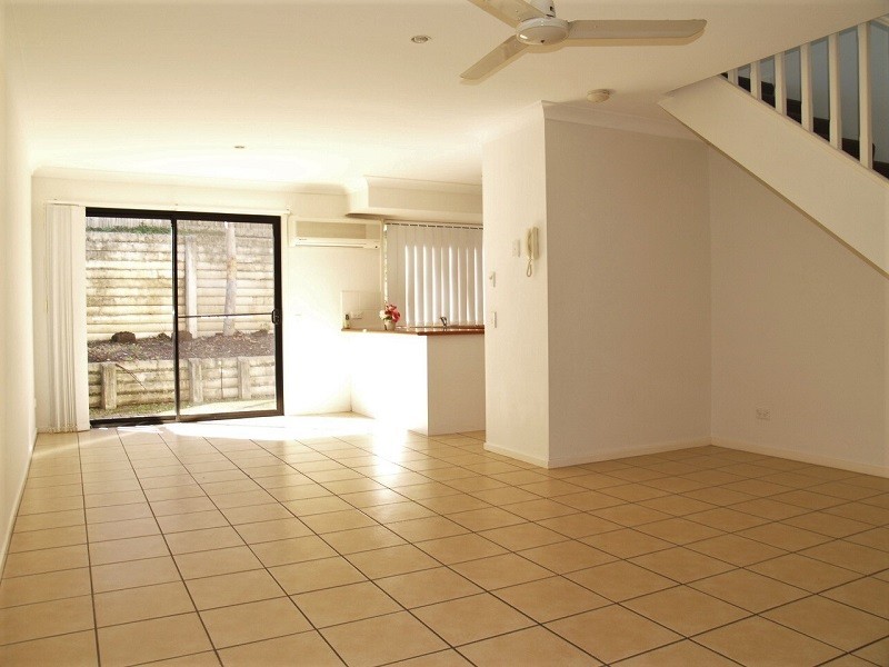 LKO/590 PINE RIDGE ROAD, Coombabah QLD 4216