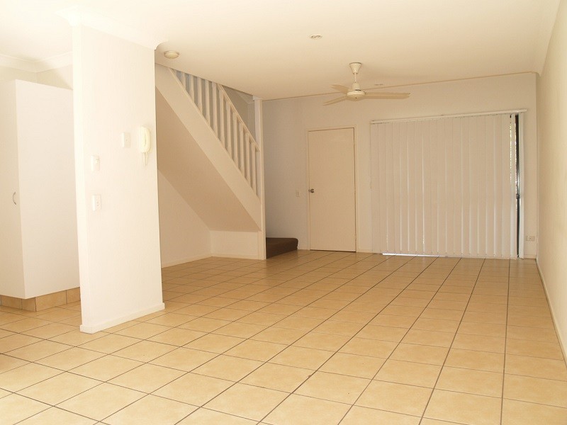 LKO/590 PINE RIDGE ROAD, Coombabah QLD 4216