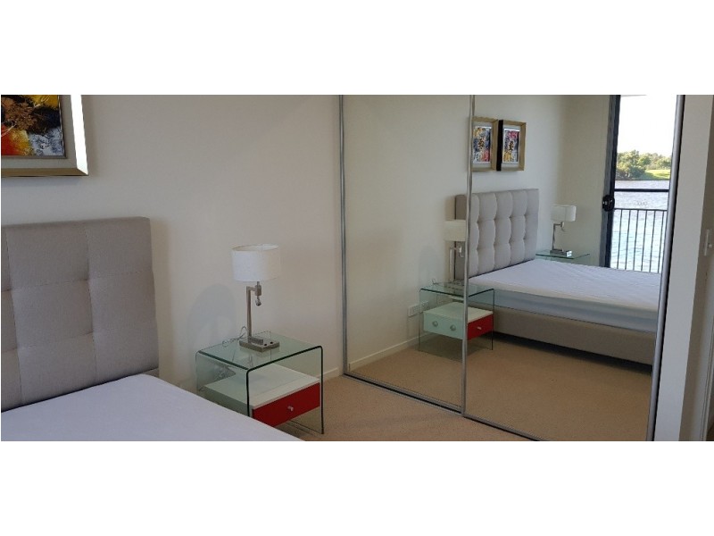 3028 The Boulevard, Carrara QLD 4211
