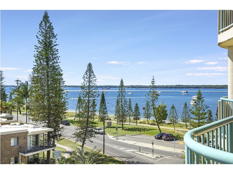 51/484-488 Marine Parade, Biggera Waters QLD 4216