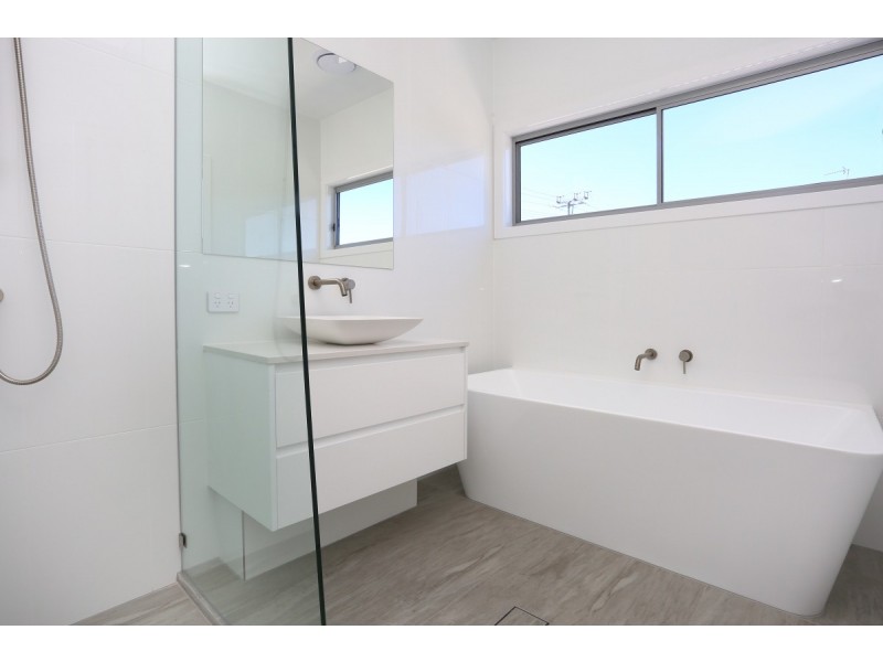 248 Benowa Road, Benowa QLD 4217