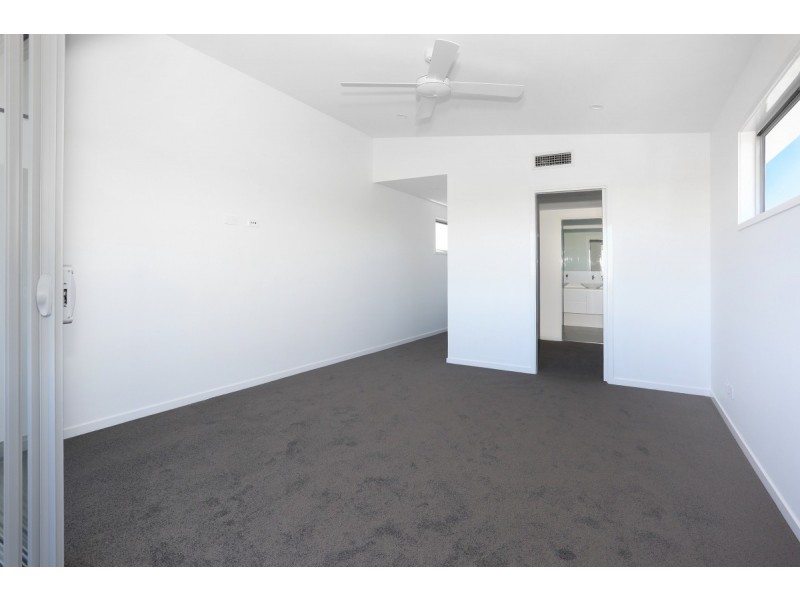 248 Benowa Road, Benowa QLD 4217