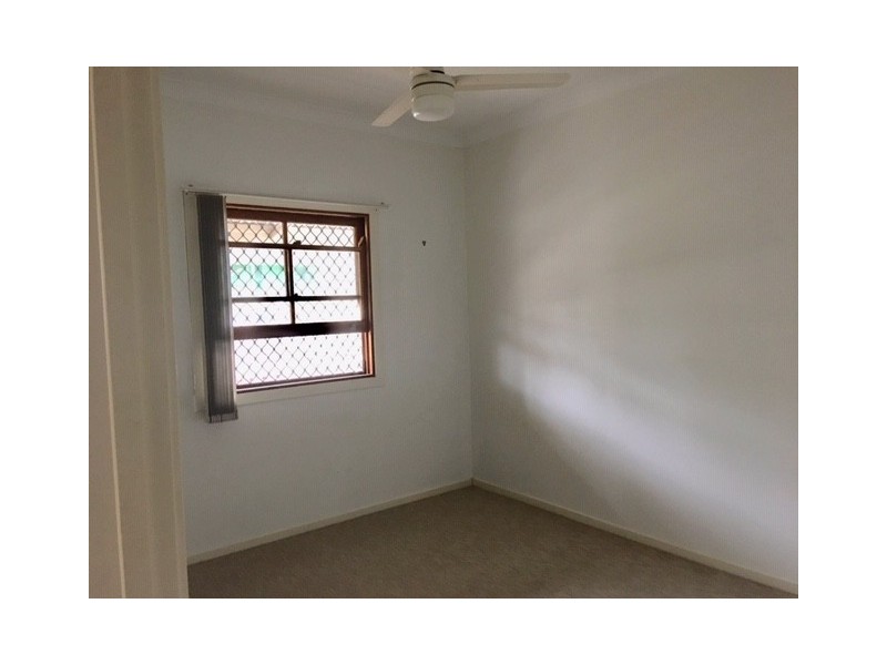 35 Emerald Cres, Springfield Lakes QLD 4300