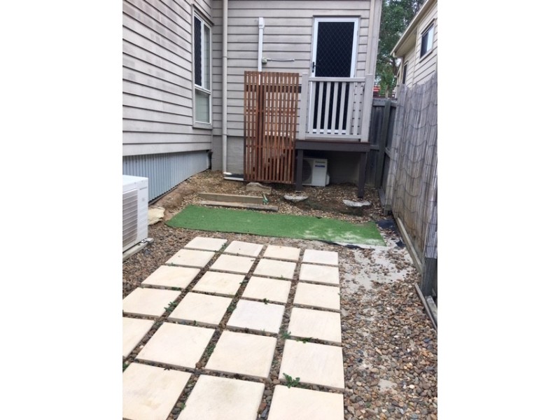 35 Emerald Cres, Springfield Lakes QLD 4300