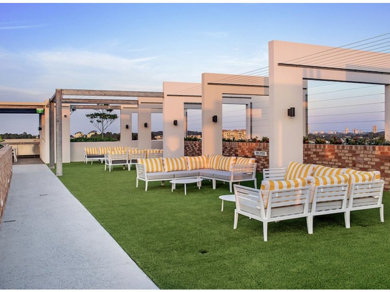 102/190 Varsity Parade, Varsity Lakes QLD 4227