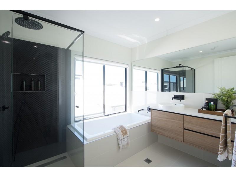 Helensvale QLD 4212