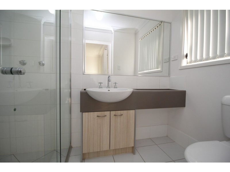 98/350 Leitchs Rd, Brendale QLD 4500